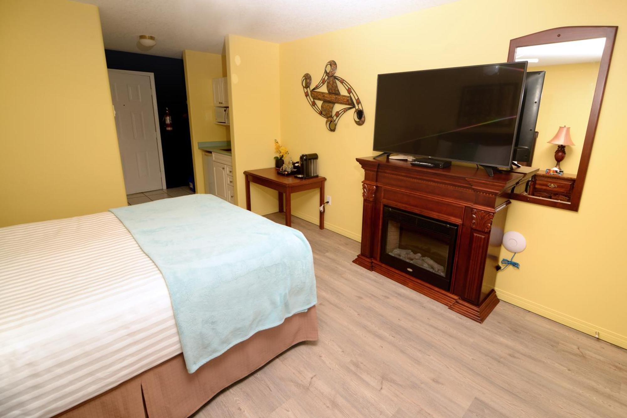 Casa Grande Inn Qualicum Beach Extérieur photo